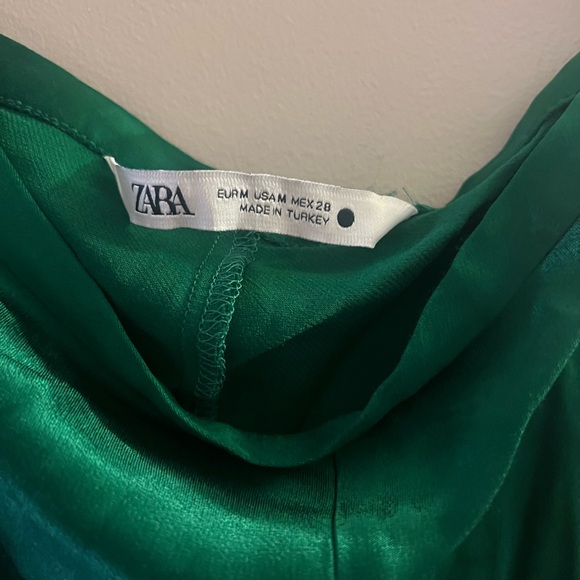 Dark green Satin Effect Midi Skirt - Picture 3 of 3